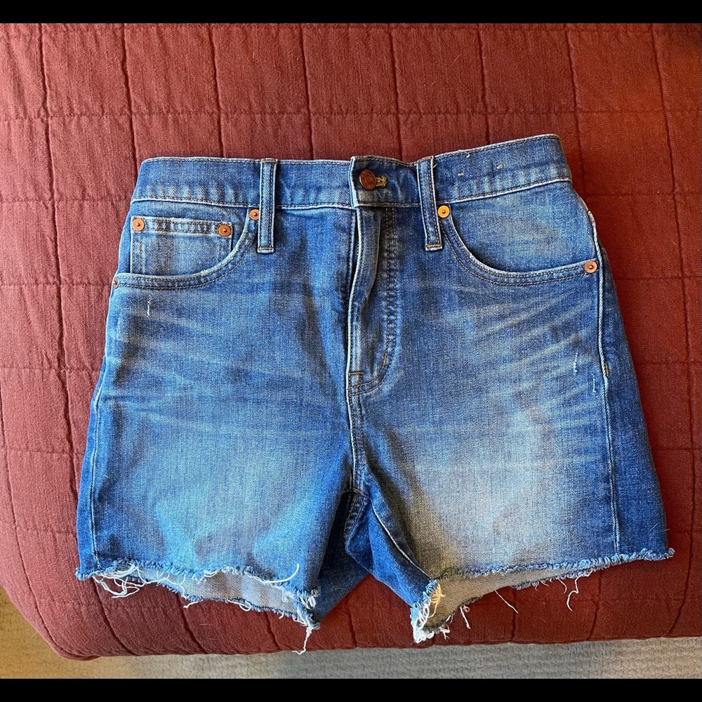 New blue Jean shorts size 26
